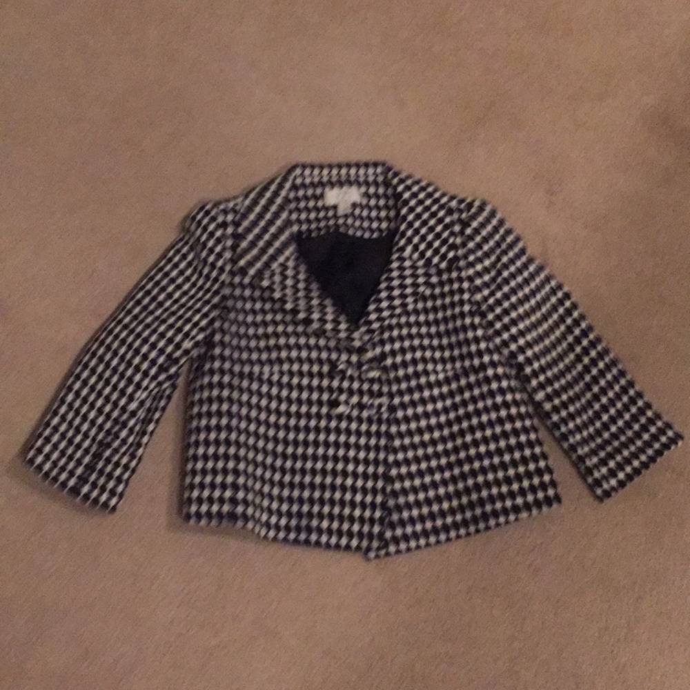 Ann Taylor Loft size 4 petite black & white blazer